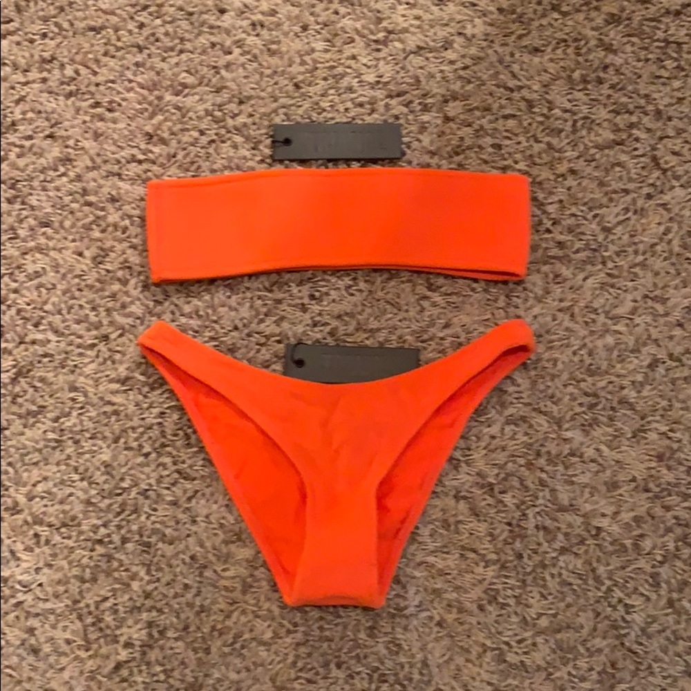 Triangl strapless bikini set